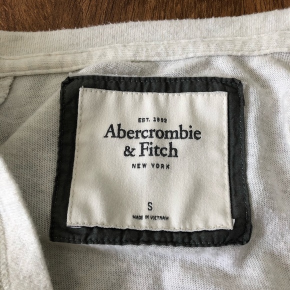 Abercrombie & Fitch long sleeve - Picture 2 of 3